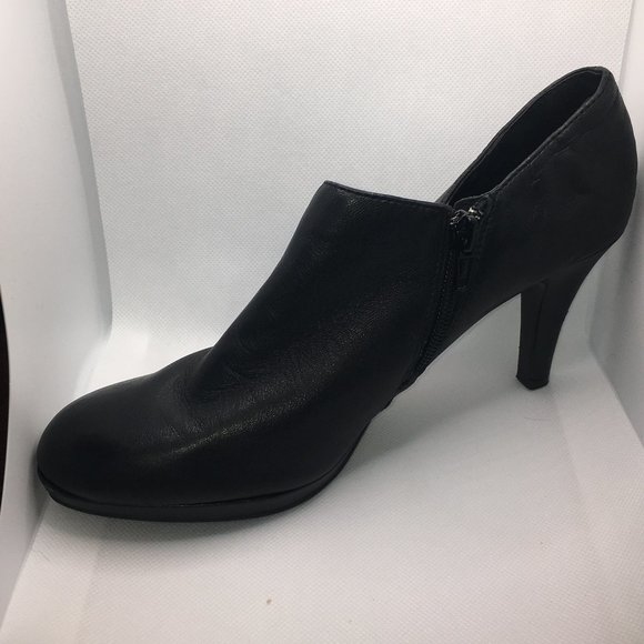 Alex and Marie Ankle Boots - Picture 2 of 7